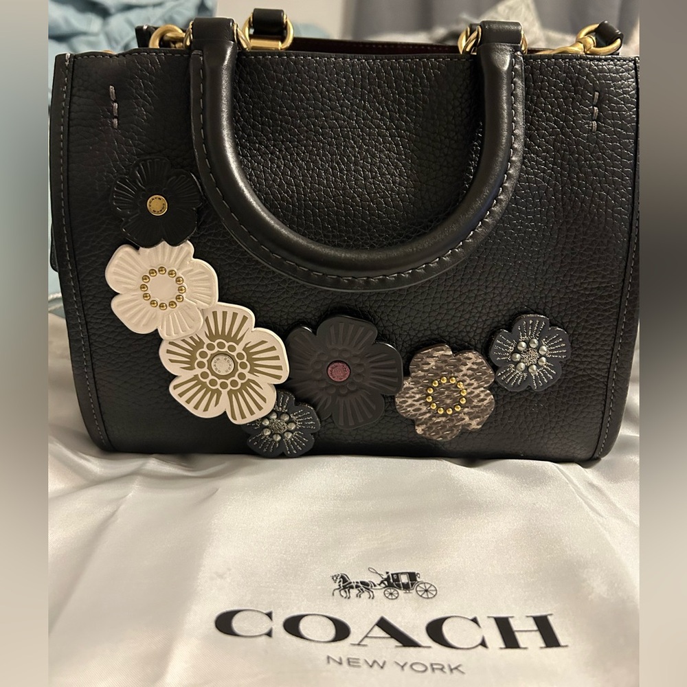Gorgeous Coach Rogue with custom tea roses